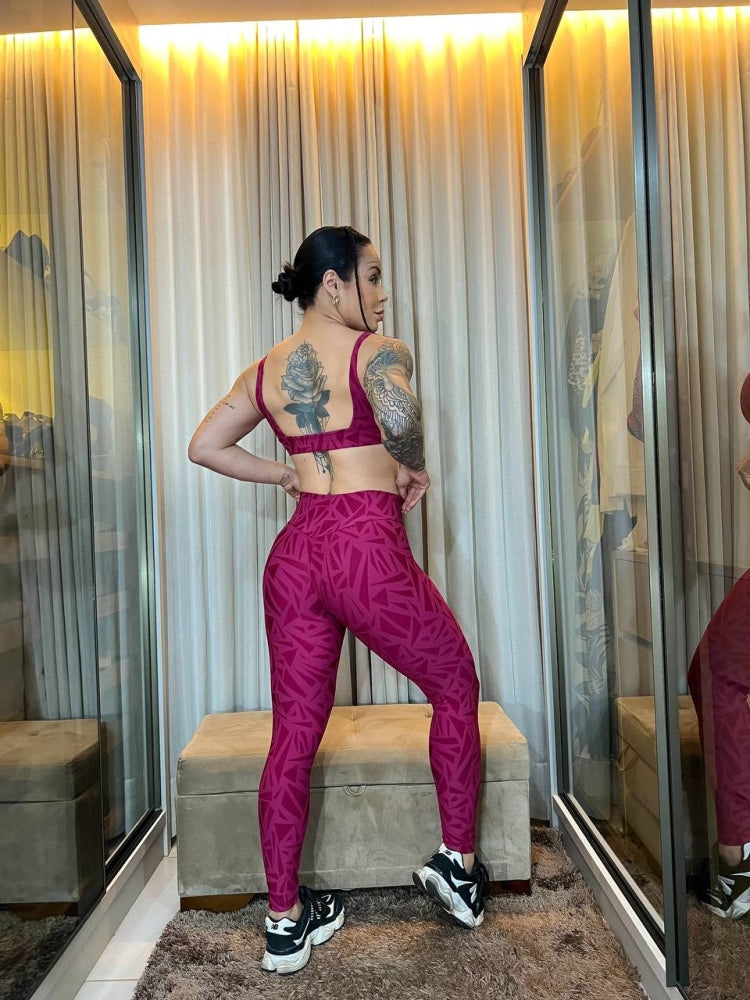 CONJUNTO GEOMÉTRICO DE LEGGING